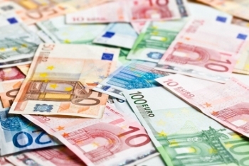 Vēl šodien var deklarēt 2015.gadā veiktos skaidras naudas darījumus virs 3000 EUR