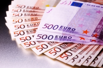Līdz 1.februārim jādeklarē 2016.gadā veiktie skaidras naudas darījumi virs 3000 EUR