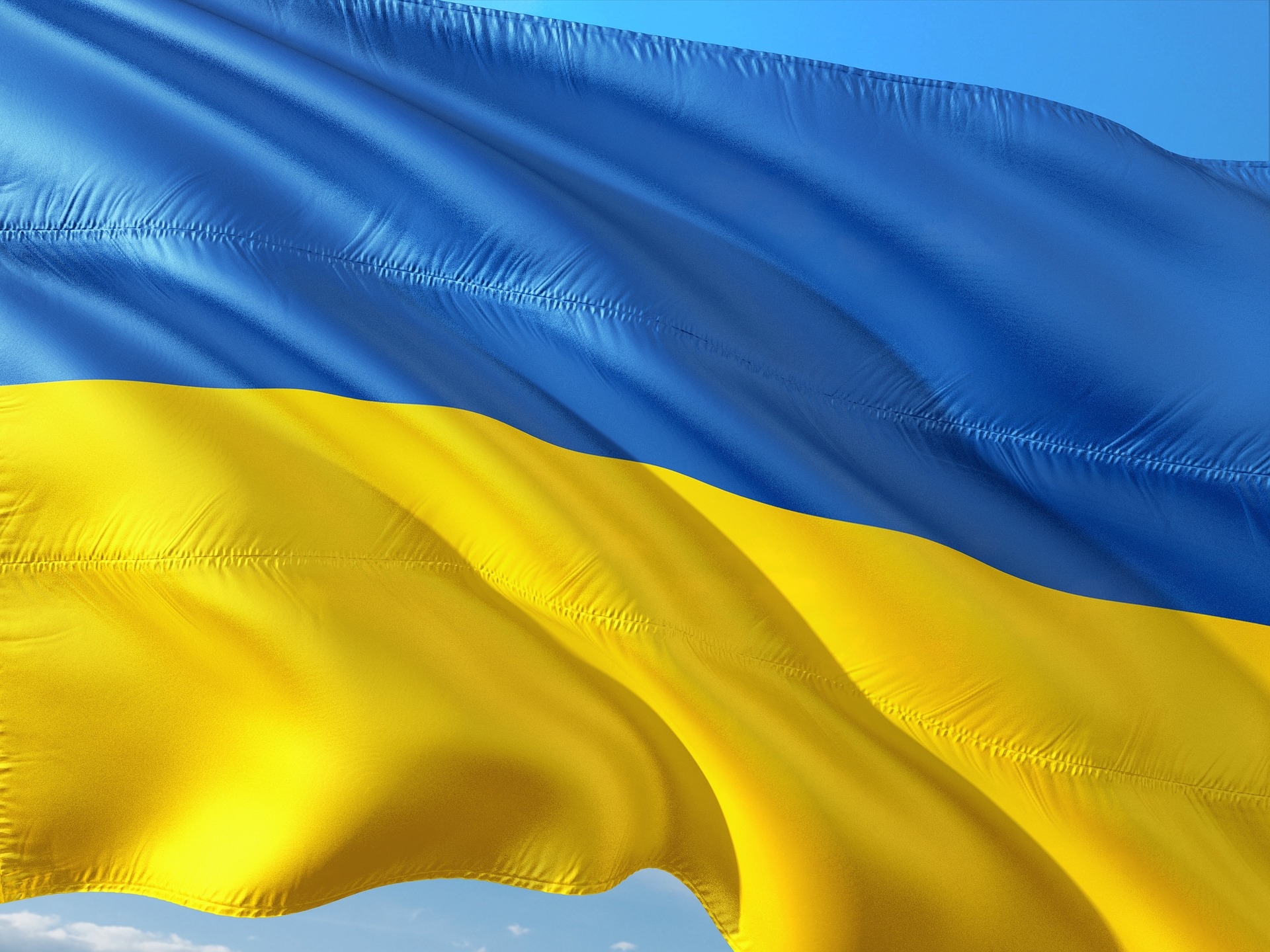 Atvieglo uzņēmumu iespējas ziedot Ukrainas iedzīvotājiem
