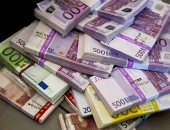 Līdz 3. februārim jādeklarē skaidras naudas darījumi, kas pārsniedz 3000 eiro
