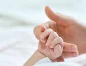 Plānotas izmaiņas maternitātes un slimības apdrošināšanas likumā