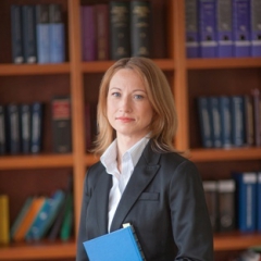 Зинта Янсонс