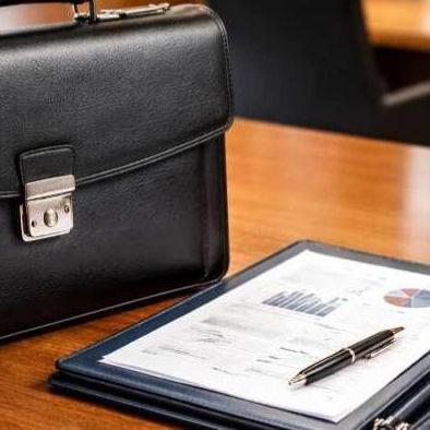 Уменьшают доплаты должностным лицам